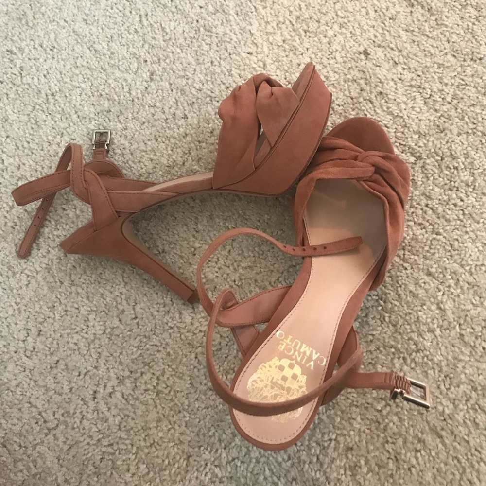 Vince Camuto 3in Heels